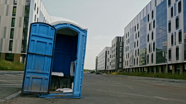 Best Portable Restroom Setup and Delivery  in Lake Park, FL